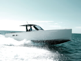 Fjord 40 open Extérieur tour | vue latérale | Fjord