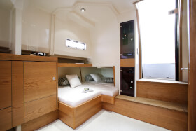 Fjord 40 open Intérieur cabine | banc, compartiment de rangement | Fjord