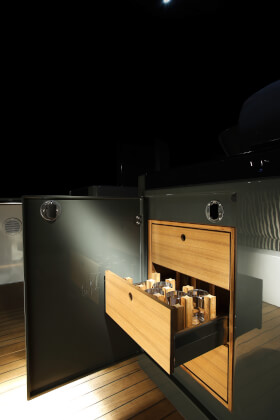 Fjord 40 open Intérieur cabine | compartiment de rangement | Fjord