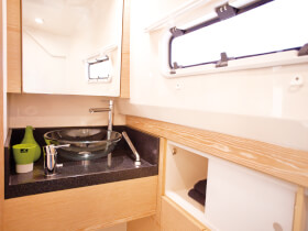 Fjord 40 open Intérieur cellule humide | évier, miroir, fenêtre | Fjord